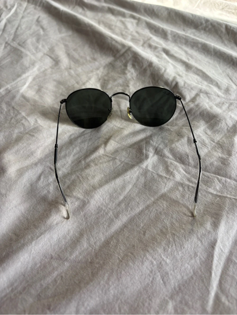 Ray-Ban RB 3447 Round Metal Black Frame Sunglasses